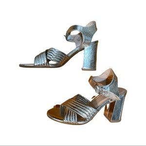 Silver Abound sandals 7.5 - NEW without tags